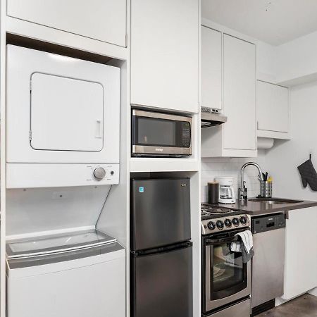 Comfortable Studio With Queen Bed, City Walkable! Lägenhet Atlanta Exteriör bild
