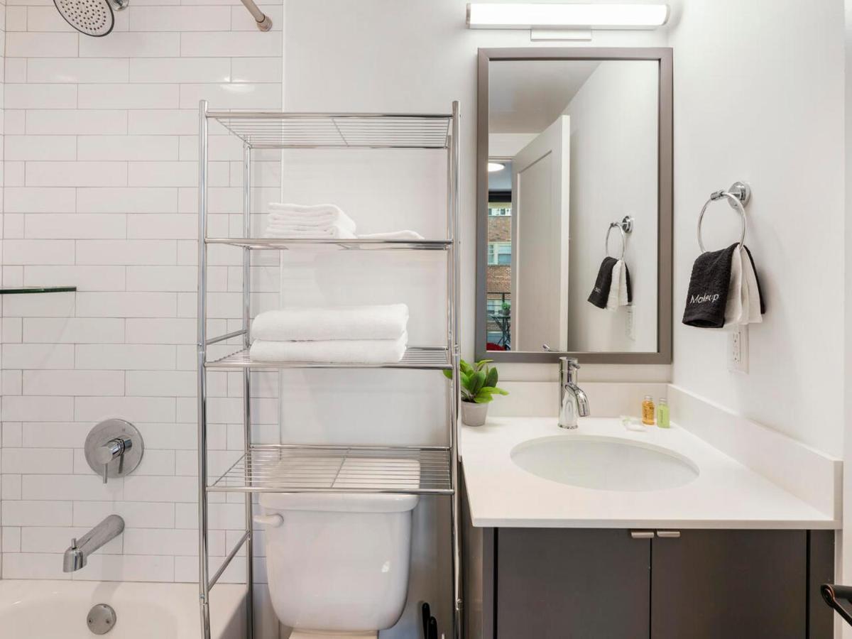 Comfortable Studio With Queen Bed, City Walkable! Lägenhet Atlanta Exteriör bild