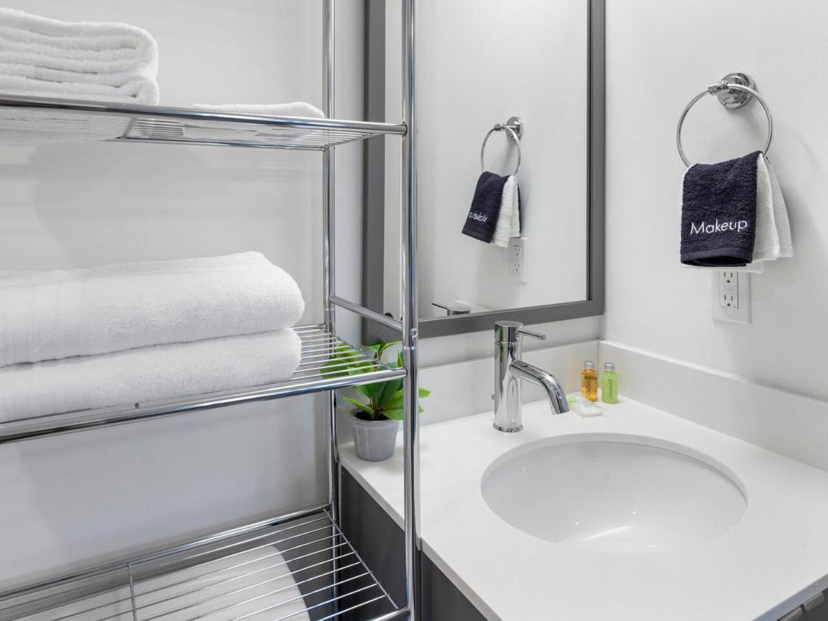 Comfortable Studio With Queen Bed, City Walkable! Lägenhet Atlanta Exteriör bild